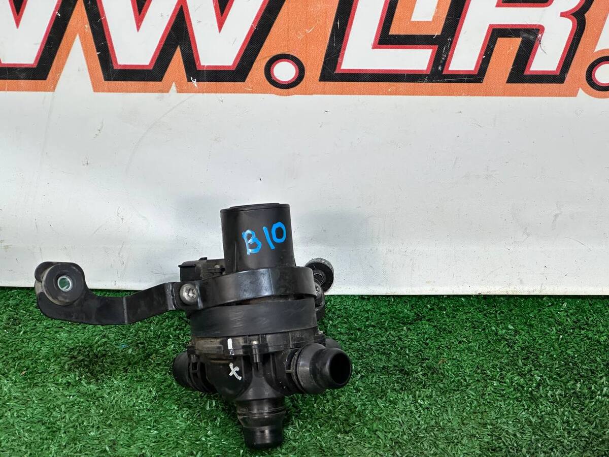 LR140918 Water control valve Range Rover Velar L560 (2018-) used
